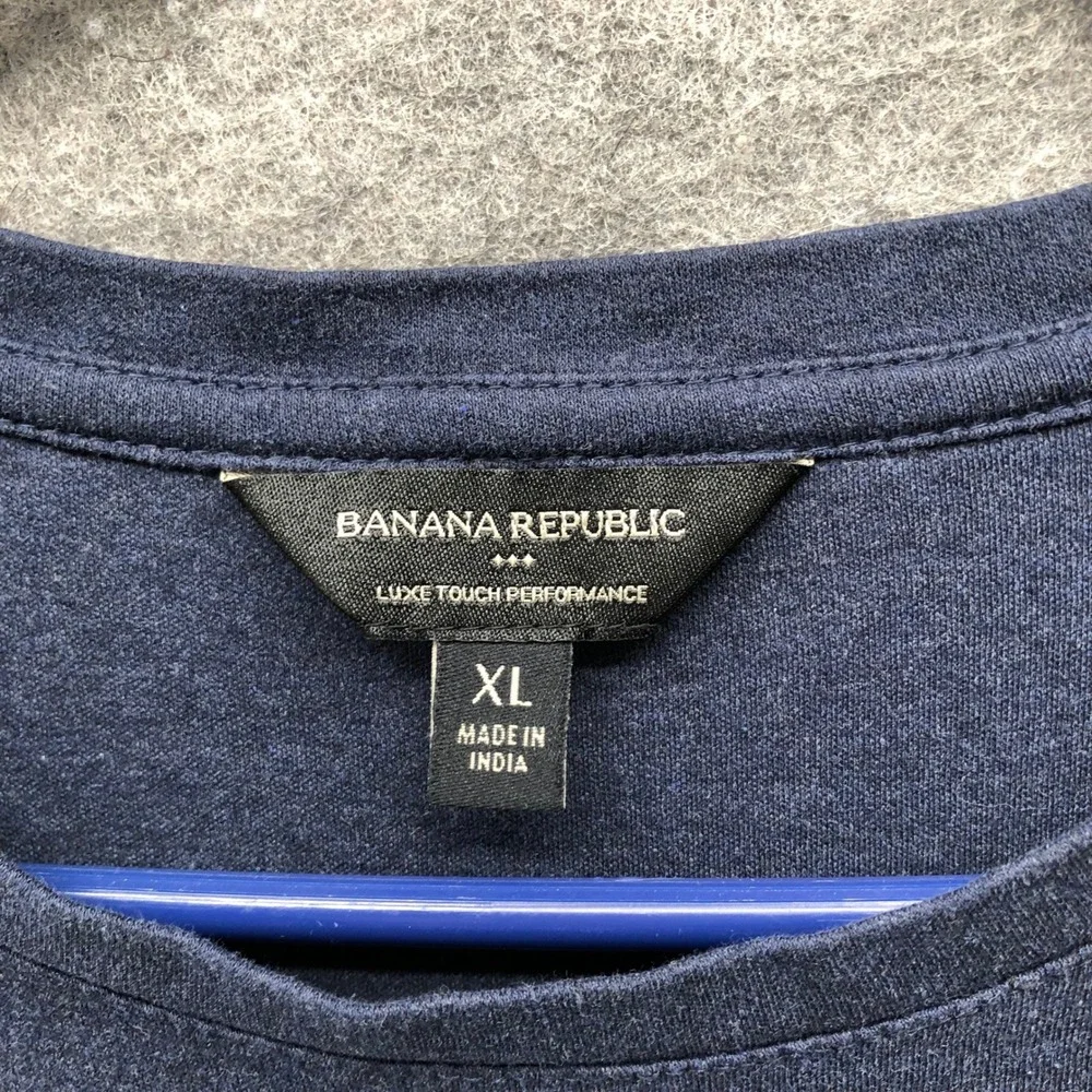 Banana Republic Luxe Touch Performance Long Sleeve T-Shirt Mens XL Navy‎ Blue